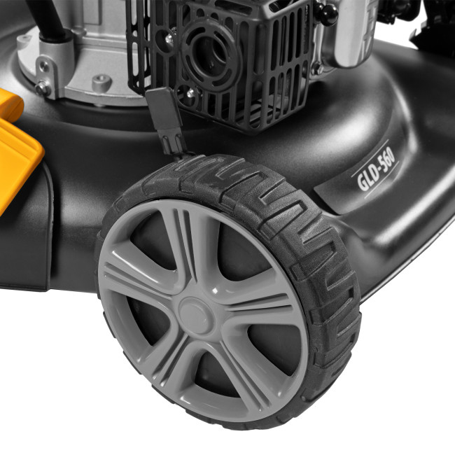 Газонокосилка бензиновая GLD-560, 196 см3, ширина 56 см Denzel в Казани