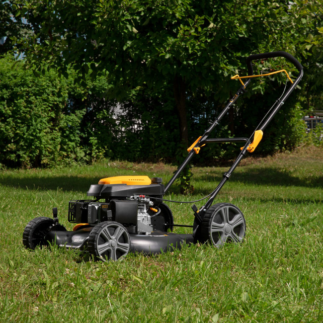Газонокосилка бензиновая GLD-560, 196 см3, ширина 56 см Denzel в Казани