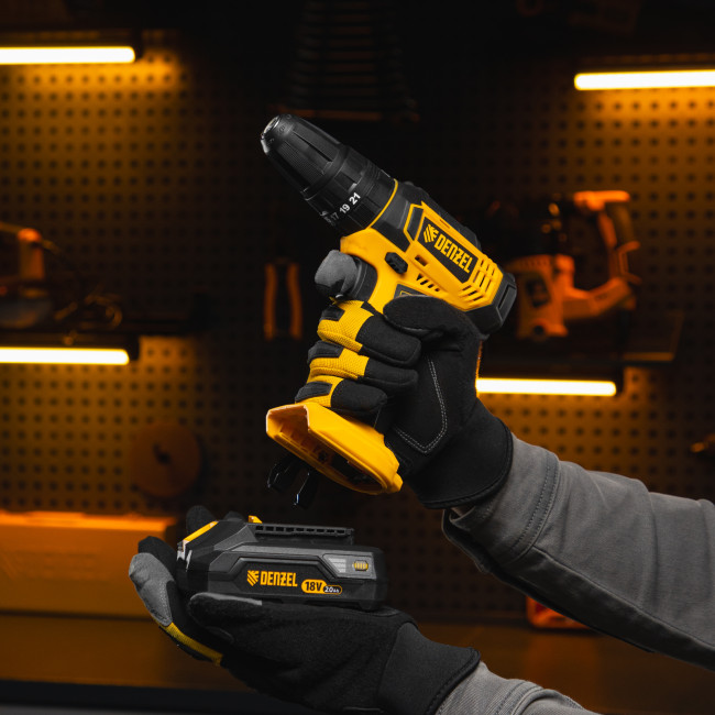 Дрель-шуруповерт аккумуляторная ударная CID-18-0, Li-Ion, 18 В Denzel в Казани Дрель-шуруповерт аккумуляторная ударная CID-18-0, Li-Ion, 18 В Denzel в Казани
