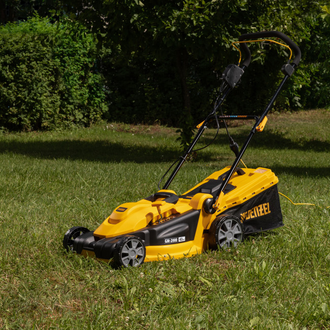 Газонокосилка электрическая GM-2000, 2000 Вт, ширина 43 см, 6 уровней, травосборник 45 л. Denzel в Казани