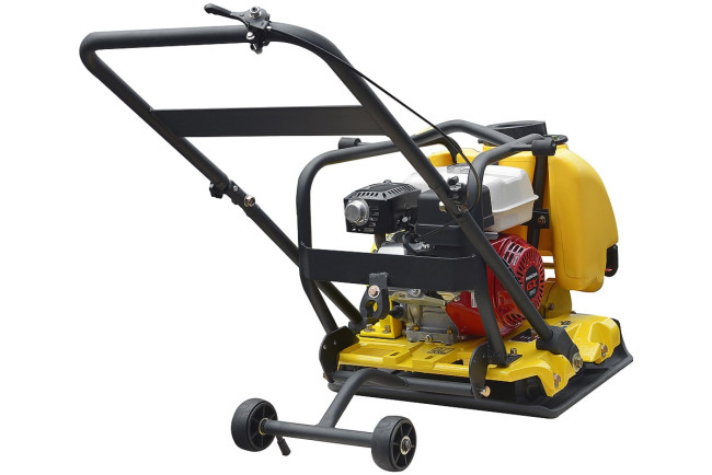 Виброплита TSS-WP100TH  (колесный комплект, бак) в Казани