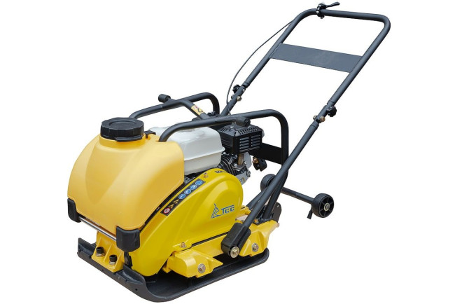 Виброплита TSS-WP100TH  (колесный комплект, бак) в Казани