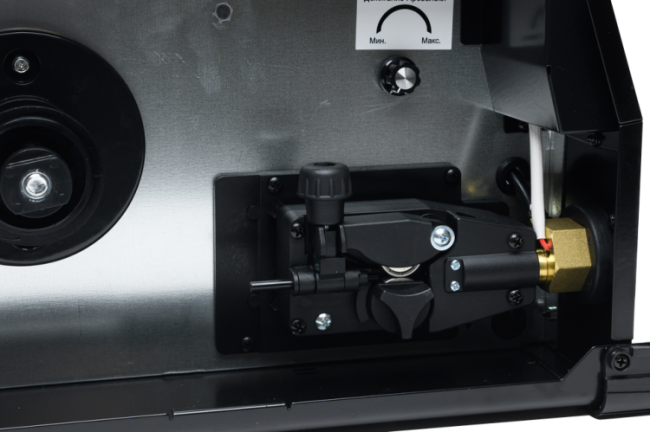 Сварочный полуавтомат Ресанта САИПА-165 Евро рукав (MIG/MAG) в Казани Сварочный полуавтомат Ресанта САИПА-165 Евро рукав (MIG/MAG) в Казани