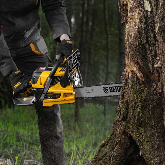 Пила цепная бензиновая DS-5218, шина 45 см, 52 см3, 3 л.с, шаг 0,325, паз 1,5 мм, 72 звена Denzel в Казани