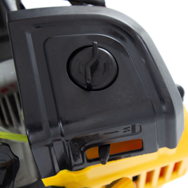 Триммер бензиновый DT 43, 43 см3, 2.5 л. с, неразъемная штанга, состоит из 2 частей Denzel в Казани