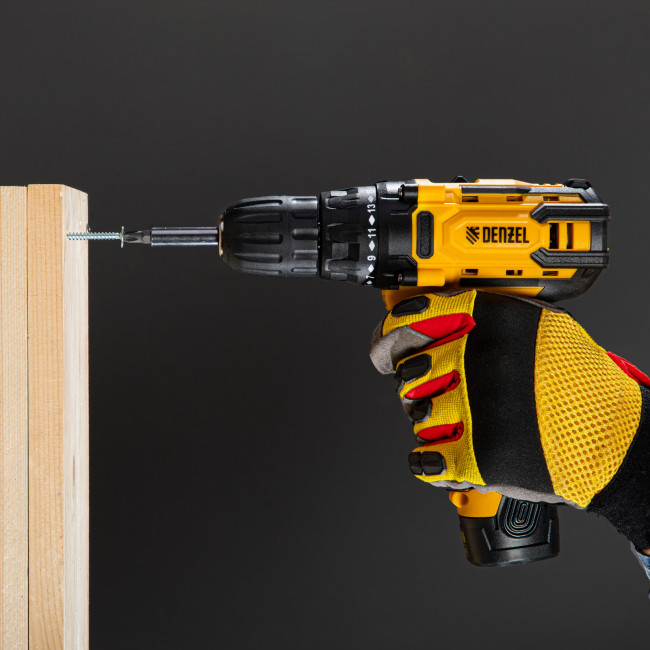 Дрель-шуруповерт аккумуляторная CDL-12CB, Li-Ion, 12 В, 1 акк. Denzel в Казани Дрель-шуруповерт аккумуляторная CDL-12CB, Li-Ion, 12 В, 1 акк. Denzel в Казани
