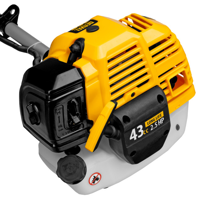 Триммер бензиновый DT 43S, 43 см3, 2.5 л. с, разъемная штанга, состоит из 2 частей Denzel в Казани