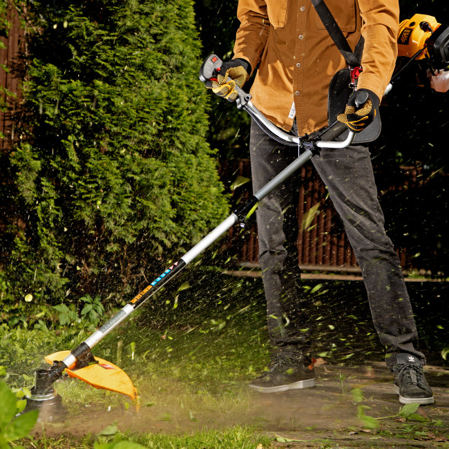 Триммер бензиновый DT 43S, 43 см3, 2.5 л. с, разъемная штанга, состоит из 2 частей Denzel в Казани