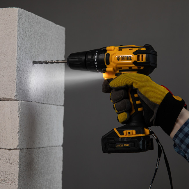 Дрель-шуруповерт аккумуляторная CDL-12-01CB, Li-Ion, 12 В, 1 акк. Denzel в Казани Дрель-шуруповерт аккумуляторная CDL-12-01CB, Li-Ion, 12 В, 1 акк. Denzel в Казани