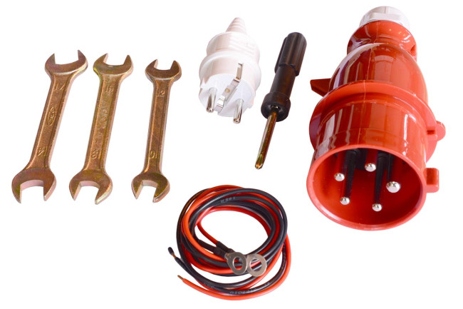 Дизель генератор TSS SDG 6000EH3A с АВР в Казани