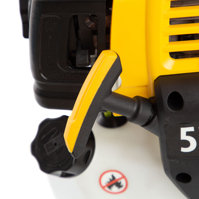 Триммер бензиновый DT 52S, 52 см3, 3 л. с, разъемная штанга, состоит из 2 частей Denzel в Казани