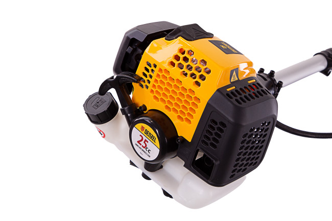 Триммер бензиновый DGT 250, 25 см3, 1.3 л. с, неразъемная штанга, состоит из 2 частей Denzel в Казани