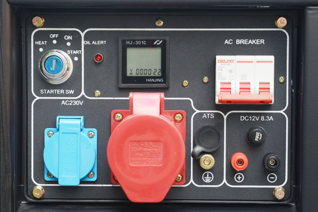 Дизель генератор TSS SDG 7000EH3A с АВР в Казани