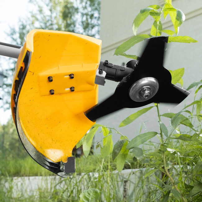 Триммер бензиновый DGT 330S, 33 см3, 1.8 л. с, разъемная штанга, состоит из 2 частей Denzel в Казани