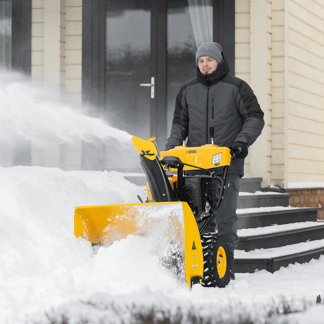 Бензиновая снегоуборочная машина SBL 711D PRO, 302cc, эл.старт, фара, обогрев, блок. дифф. Denzel в Казани Бензиновая снегоуборочная машина SBL 711D PRO, 302cc, эл.старт, фара, обогрев, блок. дифф. Denzel в Казани