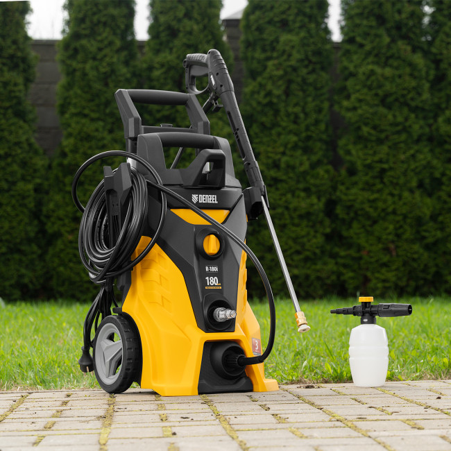 Моечная машина высокого давления R-180i, 2400 Вт, 180 бар, 7.5 л/мин, асинхронный двигатель Denzel в Казани Моечная машина высокого давления R-180i, 2400 Вт, 180 бар, 7.5 л/мин, асинхронный двигатель Denzel в Казани