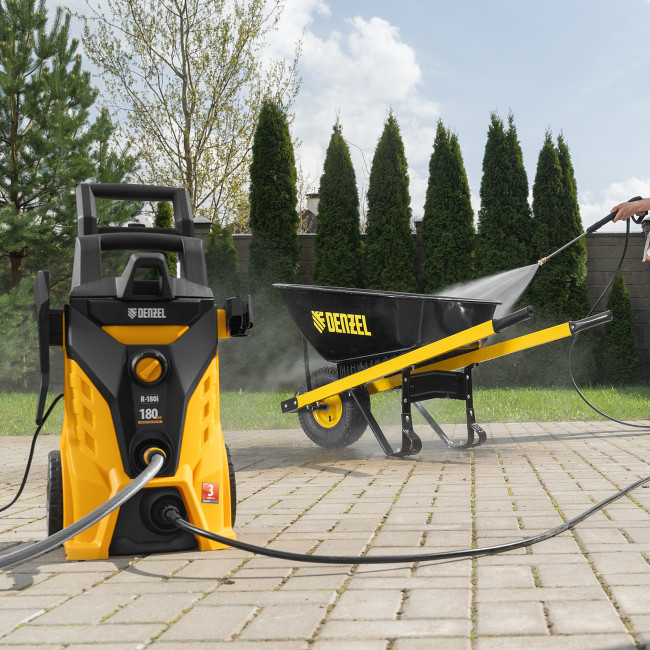 Моечная машина высокого давления R-180i, 2400 Вт, 180 бар, 7.5 л/мин, асинхронный двигатель Denzel в Казани Моечная машина высокого давления R-180i, 2400 Вт, 180 бар, 7.5 л/мин, асинхронный двигатель Denzel в Казани