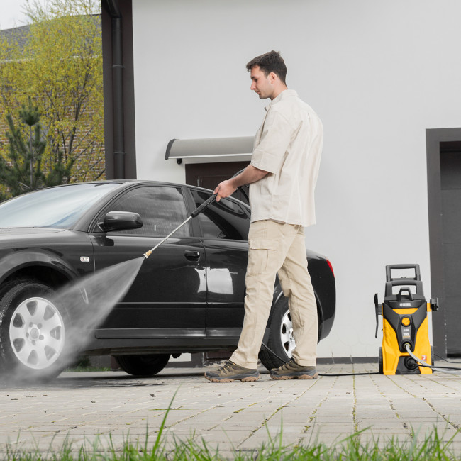 Моечная машина высокого давления R-180i, 2400 Вт, 180 бар, 7.5 л/мин, асинхронный двигатель Denzel в Казани Моечная машина высокого давления R-180i, 2400 Вт, 180 бар, 7.5 л/мин, асинхронный двигатель Denzel в Казани