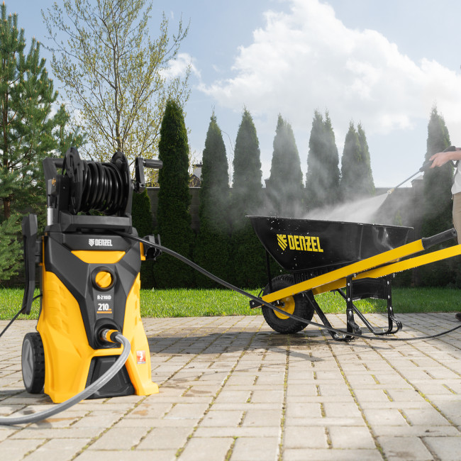 Моечная машина высокого давления R-210iD, 2600 Вт, 210 бар, 8.0 л/мин, асинхронный двигатель, барабан Denzel в Казани