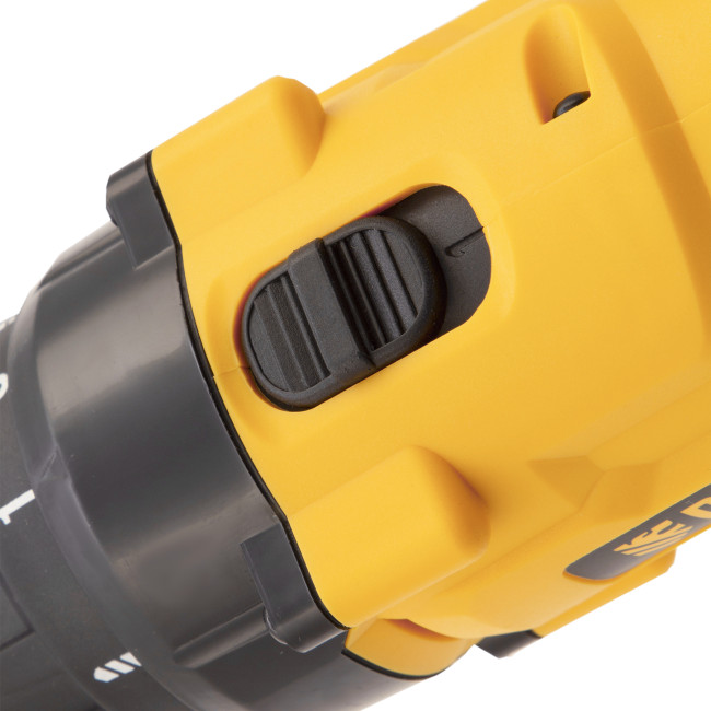 Дрель-шуруповерт аккумуляторная CDL-IB-18-02, Li-Ion, 18 В, 2 акк. Denzel в Казани