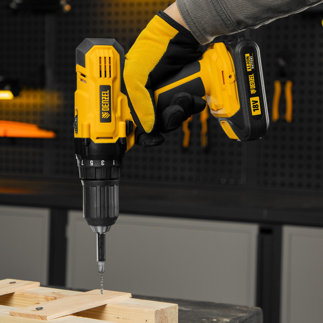 Дрель-шуруповерт аккумуляторная CDL-IB-18-02, Li-Ion, 18 В, 2 акк. Denzel в Казани Дрель-шуруповерт аккумуляторная CDL-IB-18-02, Li-Ion, 18 В, 2 акк. Denzel в Казани