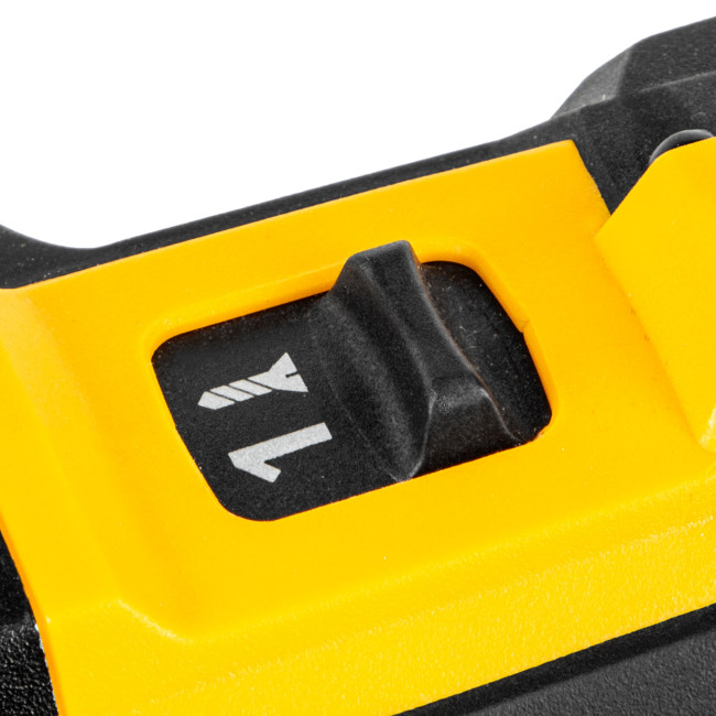 Дрель-шуруповерт аккумуляторная, бесщет. BLDL-IB-18-02, Li-Ion, 18 В, 2 акк. Denzel в Казани