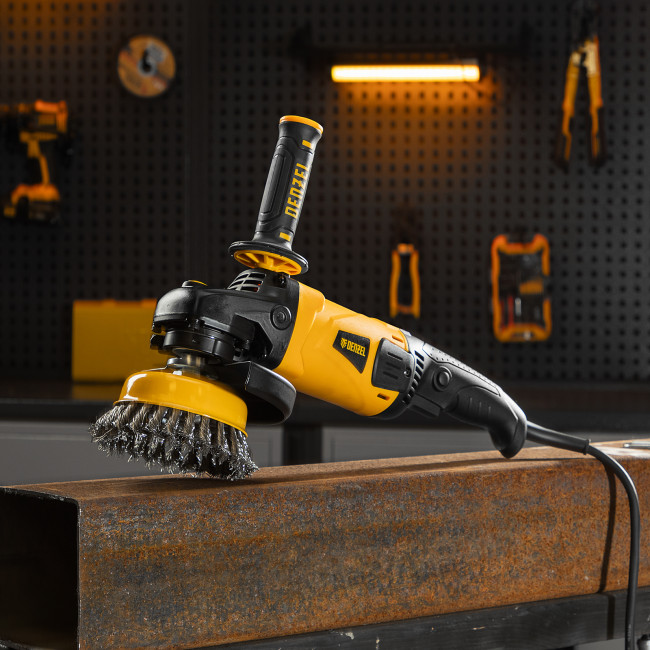 Машина шлифовальная угловая AG150-1500, 1500 Вт, 150 мм, 8500 об/мин Denzel в Казани