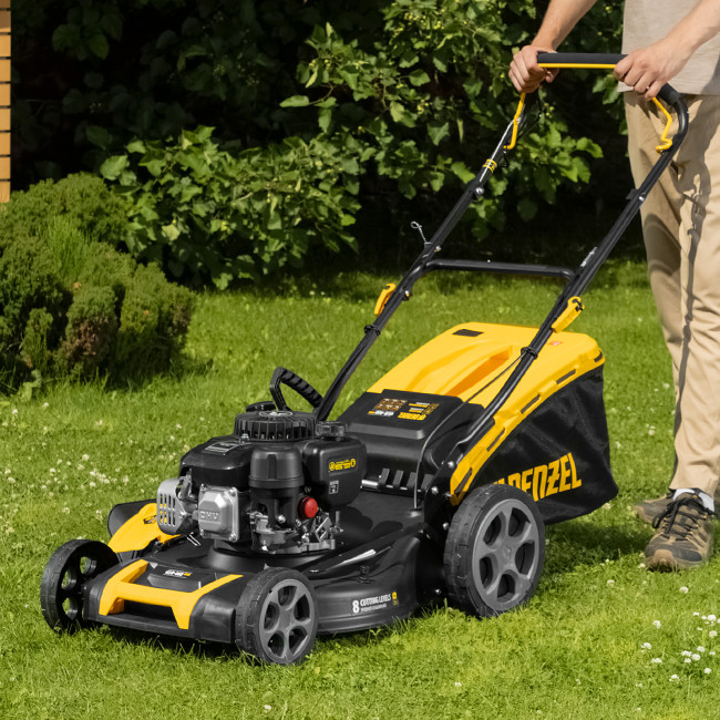 Газонокосилка бензиновая GLR-460SP-ZS, 149 см3, ширина 46 см, привод, травосборник 65 л Denzel в Казани