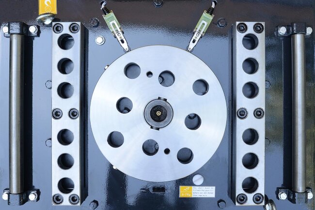 Станок для гибки арматуры с концевиком ТСС GW 42В в Казани