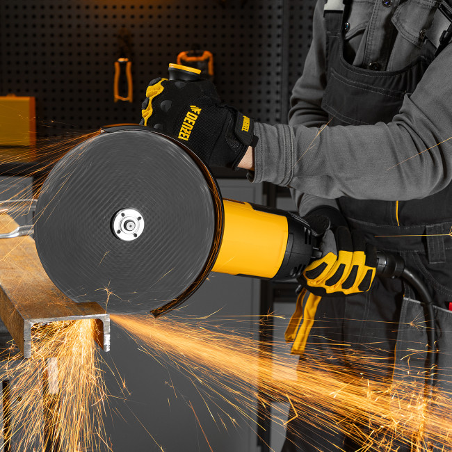 Машина шлифовальная угловая AG230-2400, 2400 Вт, 230 мм, 6000 об/мин Denzel в Казани