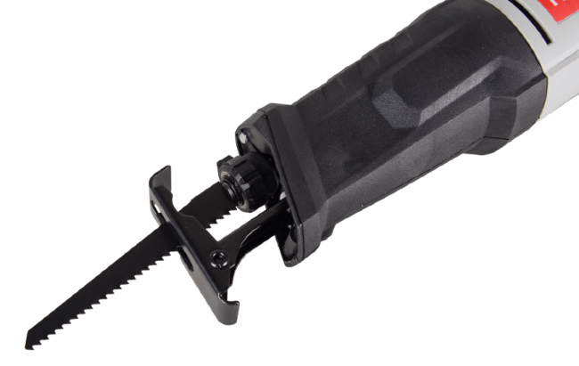 Сабельная пила Ресанта ПС-950Э в Казани Сабельная пила Ресанта ПС-950Э в Казани