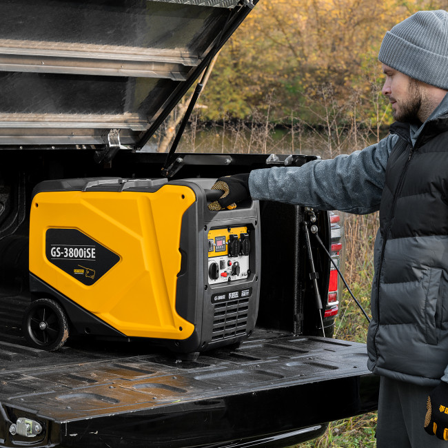 Генератор инверторный GS-3800iSE, 3,8 кВт, 230 В, закрытый корпус,электростартер Denzel в Казани Генератор инверторный GS-3800iSE, 3,8 кВт, 230 В, закрытый корпус,электростартер Denzel в Казани