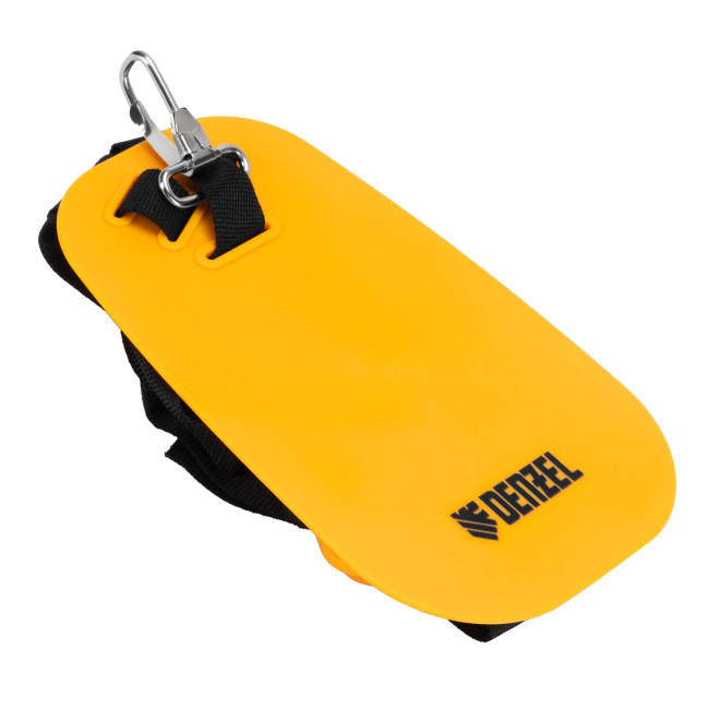 Триммер бензиновый DGT-43-PRO, анти-вибро, 43 см3, неразъем, состоит из 2 частей Denzel в Казани