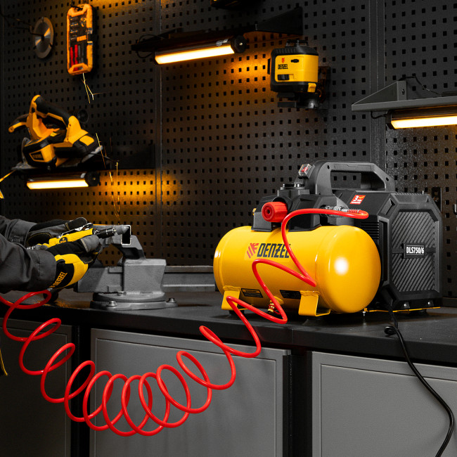 Компрессор DLS750/6 безмасляный малошумный 750 Вт, 140 л/мин,ресивер 6 л Denzel в Казани Компрессор DLS750/6 безмасляный малошумный 750 Вт, 140 л/мин,ресивер 6 л Denzel в Казани