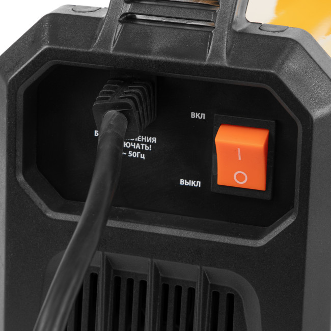 Аппарат инвертор. дуговой сварки DM-200 Standart, 200 А, ПВ 60% Denzel в Казани