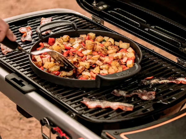 Газовый гриль WEBER Traveler в Казани